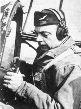 Antoine de Saint-Exupéry en la carlinga de un P-38(1944)